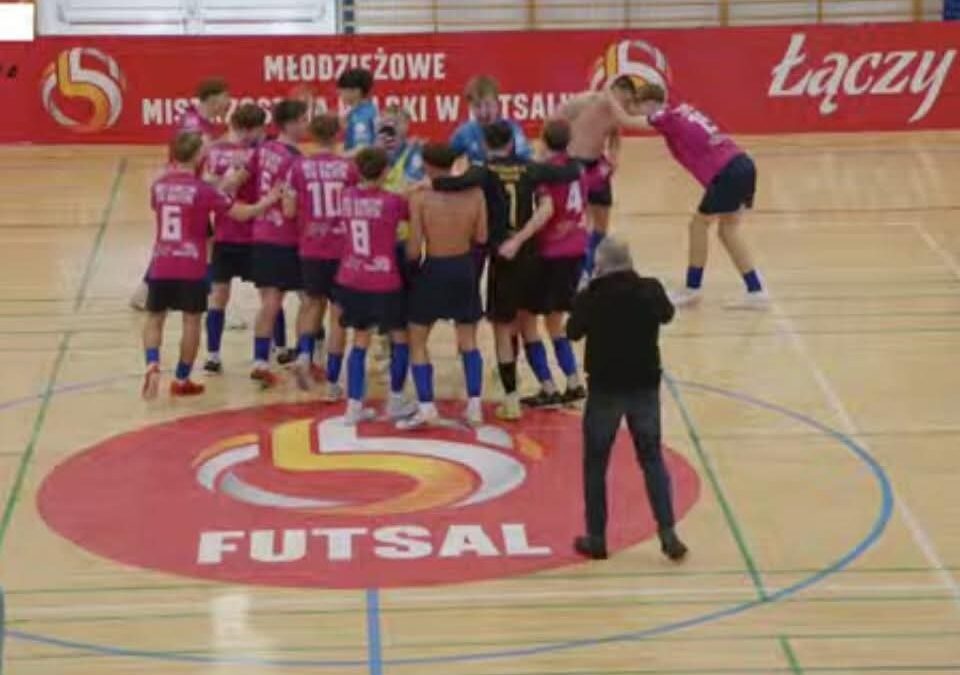 🏆 MOKS Słoneczny Stok Białystok Młodzieżowym Mistrzem Polski U-17! 🏆